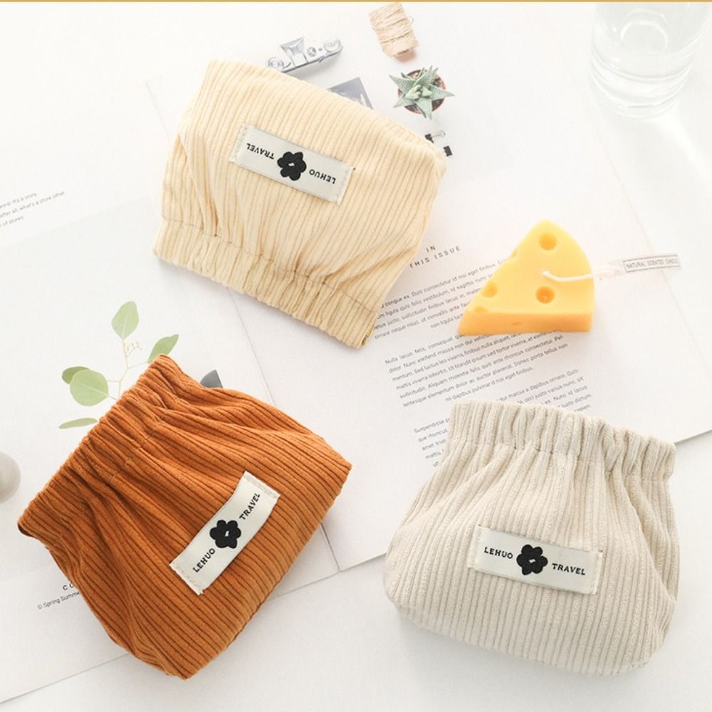 Bolsa pequeña y adorable con d - Cosmetic Bags reseña y precio